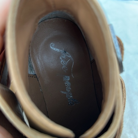 Free People Tan Ankle Booties with Western Flair Size 6.5 - Picture 9 of 12